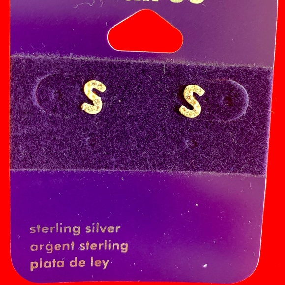 Teen jewelry bundle deal!! 11 different pieces of necklaces, and earrings! - Picture 12 of 12